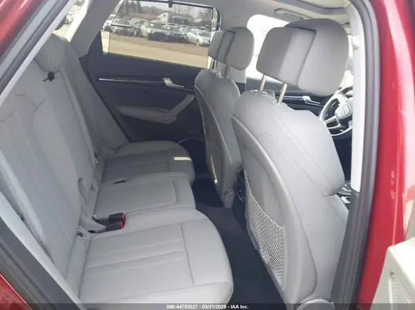 WA1CNAFY4J2072255 2018 AUDI Q5 - Image 8