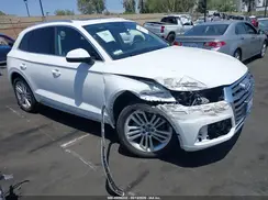 WA1CNAFY4J2078265 2018 AUDI Q5
