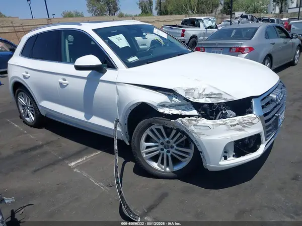 WA1CNAFY4J2078265 2018 AUDI Q5 - Image 1