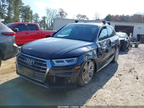 WA1CNAFY4J2079352 2018 AUDI Q5 - Image 2