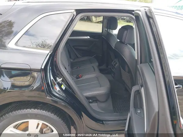 WA1CNAFY4J2100197 2018 AUDI Q5 - Image 8