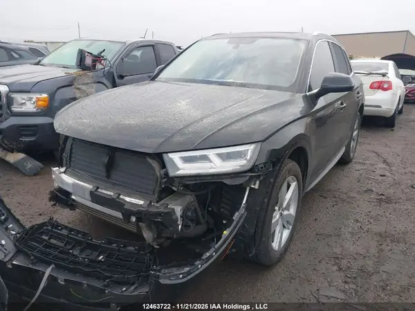 WA1CNAFY4J2102953 2018 AUDI Q5 - Image 2