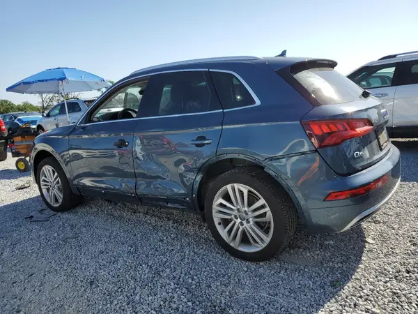 WA1CNAFY4J2113080 2018 AUDI Q5 - Image 2