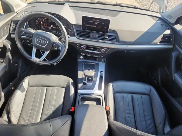 WA1CNAFY4J2132406 2018 AUDI Q5 - Image 8