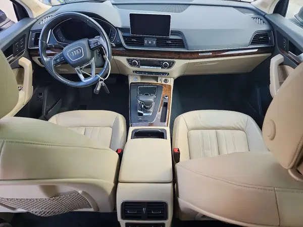 WA1CNAFY4J2142255 2018 AUDI Q5 - Image 8