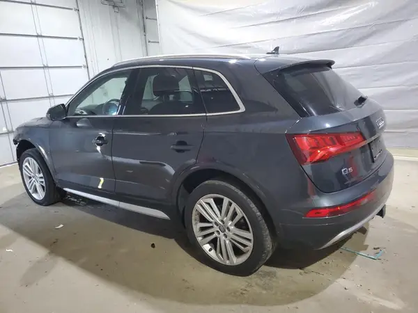 WA1CNAFY4J2144720 2018 AUDI Q5 - Image 2