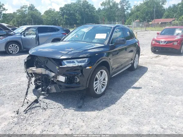 WA1CNAFY4J2146841 2018 AUDI Q5 - Image 2