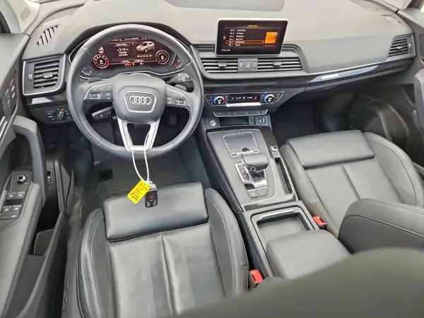 WA1CNAFY4J2181296 2018 AUDI Q5 - Image 8