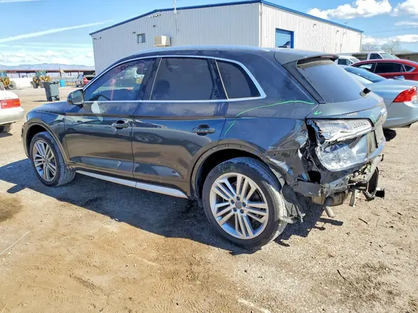 WA1CNAFY4J2186501 2018 AUDI Q5 - Image 2