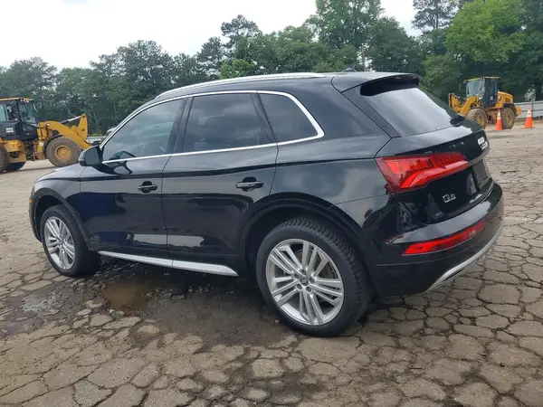 WA1CNAFY4J2219965 2018 AUDI Q5 - Image 2