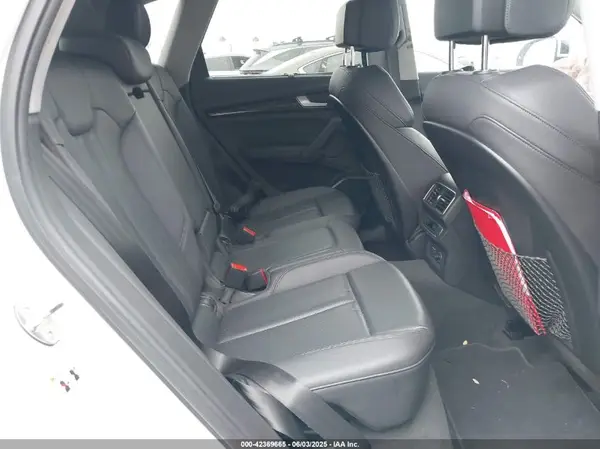 WA1CNAFY4K2070295 2019 AUDI Q5 - Image 8