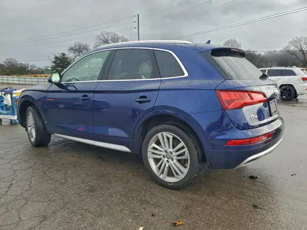 WA1CNAFY4L2090337 2020 AUDI Q5 - Image 2