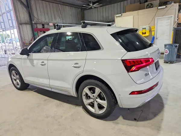WA1CNAFY4L2094582 2020 AUDI Q5 - Image 2