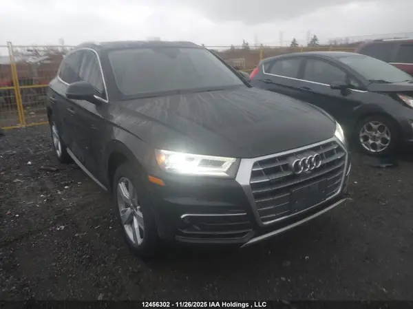 WA1CNAFY5J2031259 2018 AUDI Q5 - Image 1