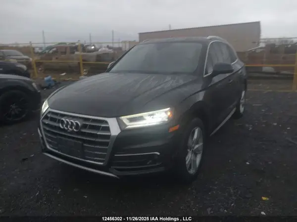 WA1CNAFY5J2031259 2018 AUDI Q5 - Image 2