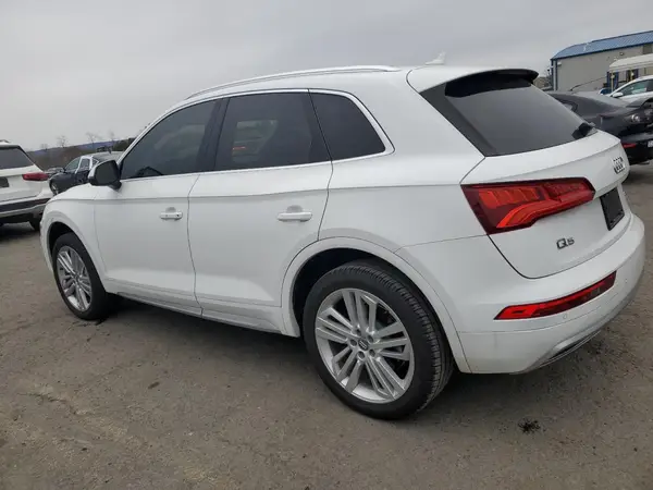 WA1CNAFY5J2039491 2018 AUDI Q5 - Image 2
