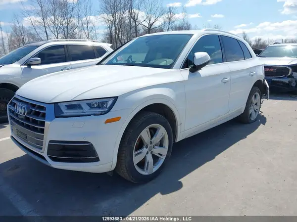 WA1CNAFY5J2111953 2018 AUDI Q5 - Image 2