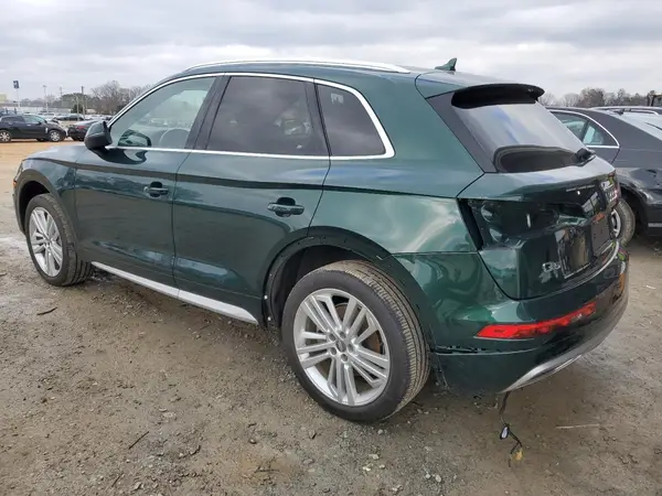 WA1CNAFY5J2144581 2018 AUDI Q5 - Image 2