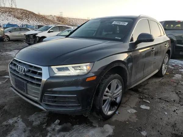 WA1CNAFY5J2146783 2018 AUDI Q5 - Image 1