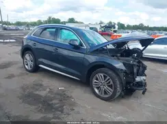WA1CNAFY5J2157511 2018 AUDI Q5