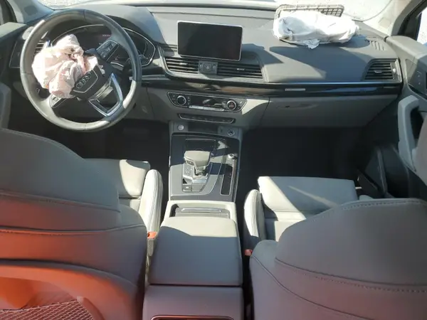 WA1CNAFY5K2034972 2019 AUDI Q5 - Image 8