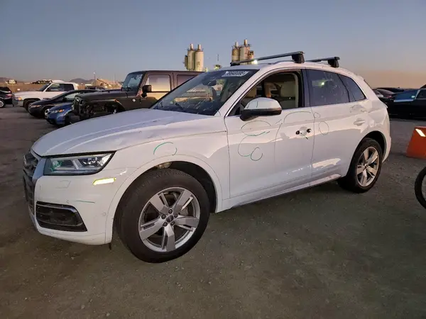WA1CNAFY5K2042148 2019 AUDI Q5 - Image 1