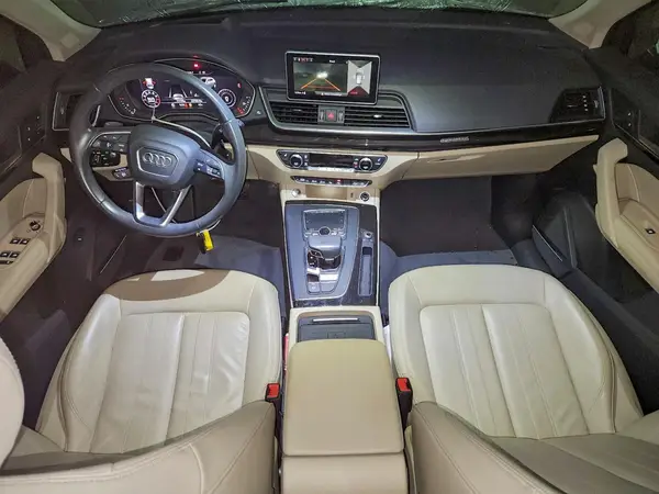WA1CNAFY5K2042148 2019 AUDI Q5 - Image 8
