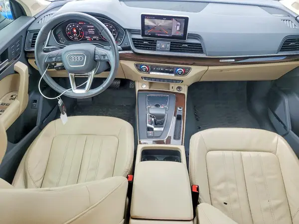 WA1CNAFY5K2086053 2019 AUDI Q5 - Image 8