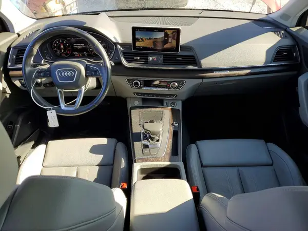 WA1CNAFY5K2094671 2019 AUDI Q5 - Image 8