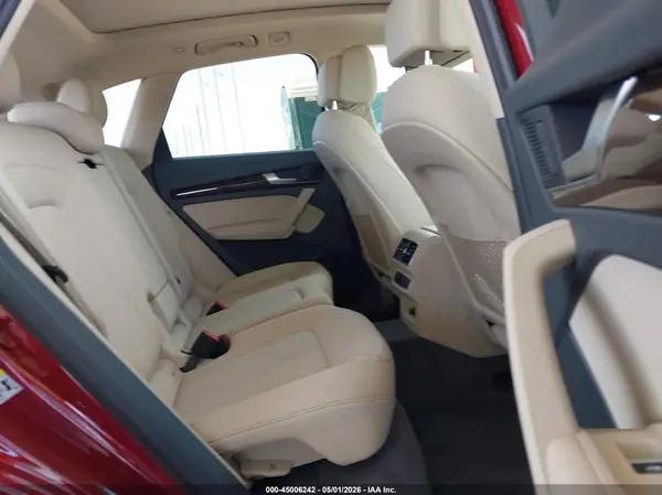 WA1CNAFY5K2114014 2019 AUDI Q5 - Image 8