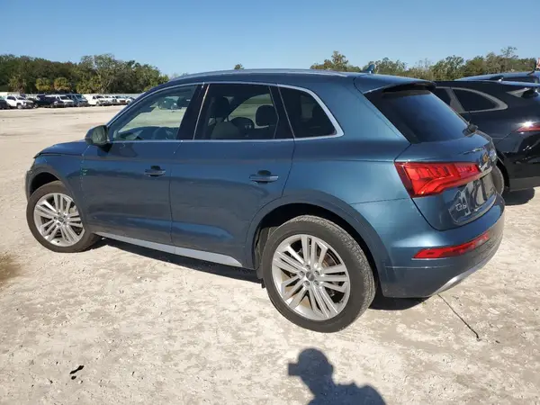 WA1CNAFY6J2031321 2018 AUDI Q5 - Image 2