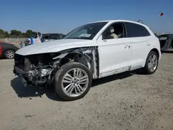 WA1CNAFY6J2056171 2018 AUDI Q5