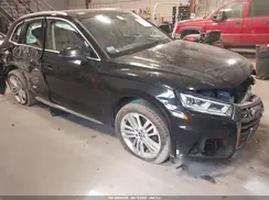 WA1CNAFY6J2058003 2018 AUDI Q5
