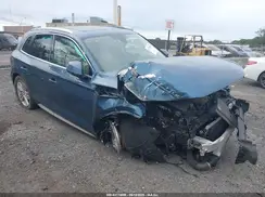 WA1CNAFY6J2070541 2018 AUDI Q5
