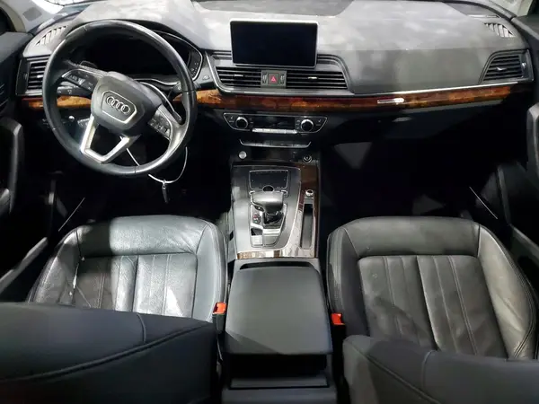 WA1CNAFY6J2141916 2018 AUDI Q5 - Image 8