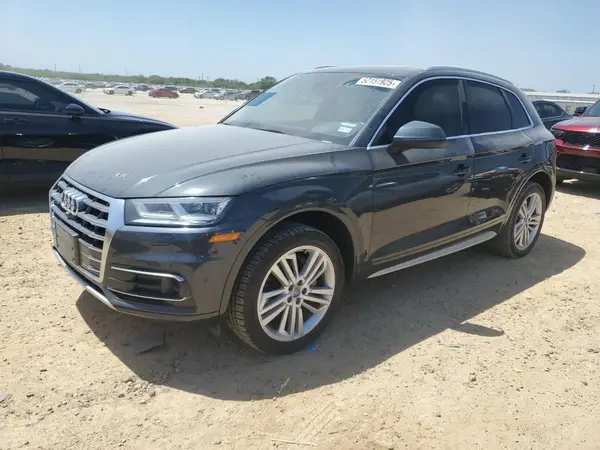 WA1CNAFY6J2146100 2018 AUDI Q5 - Image 1