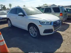 WA1CNAFY6J2210300 2018 AUDI Q5