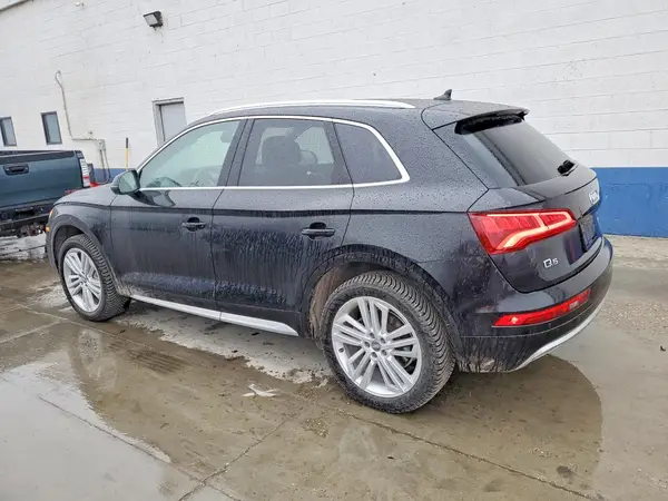 WA1CNAFY6J2213729 2018 AUDI Q5 - Image 2