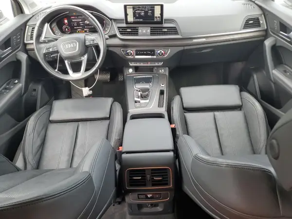 WA1CNAFY6J2230868 2018 AUDI Q5 - Image 8