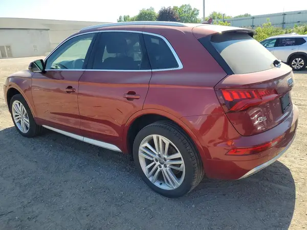 WA1CNAFY6J2248657 2018 AUDI Q5 - Image 2