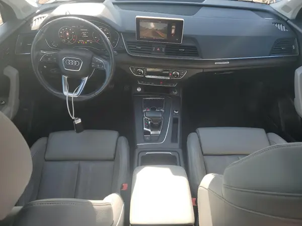 WA1CNAFY7J2053750 2018 AUDI Q5 - Image 8