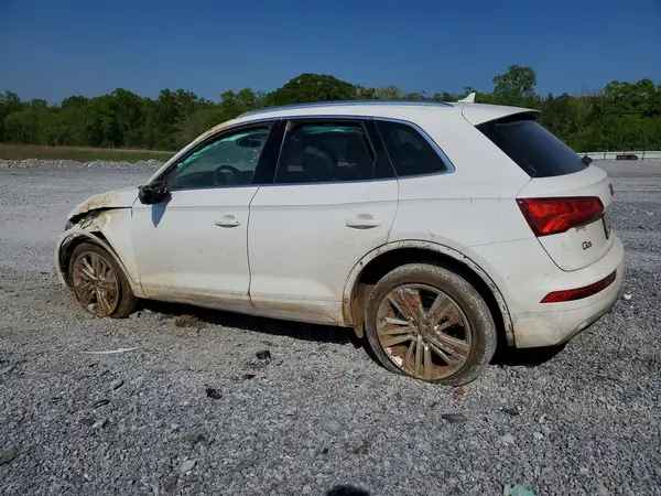 WA1CNAFY7J2054591 2018 AUDI Q5 - Image 2
