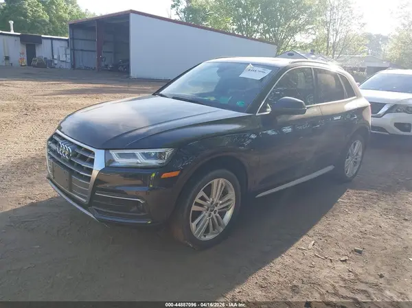 WA1CNAFY7J2061329 2018 AUDI Q5 - Image 2
