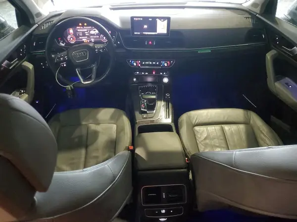 WA1CNAFY7J2119844 2018 AUDI Q5 - Image 8