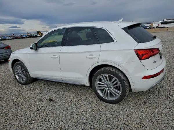 WA1CNAFY7J2124574 2018 AUDI Q5 - Image 2
