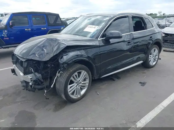 WA1CNAFY7J2154397 2018 AUDI Q5 - Image 2