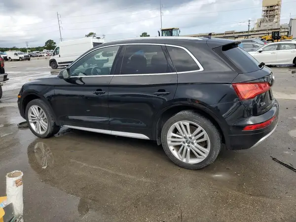 WA1CNAFY7J2220477 2018 AUDI Q5 - Image 2