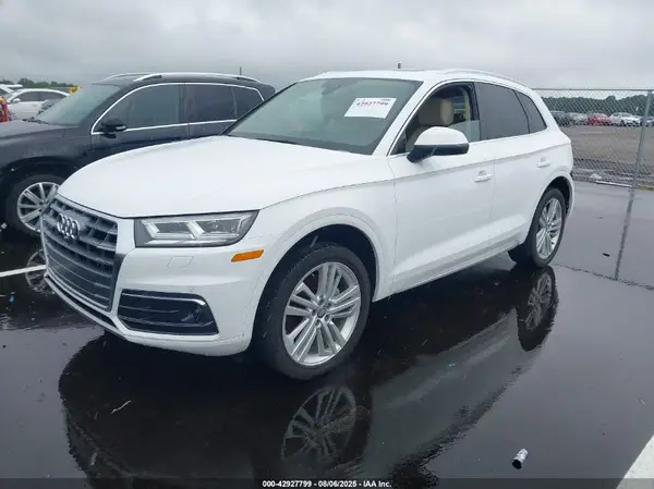 WA1CNAFY7J2229177 2018 AUDI Q5 - Image 2