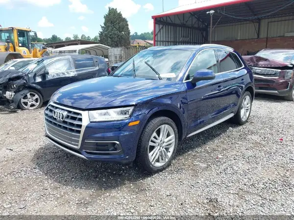 WA1CNAFY7J2234251 2018 AUDI Q5 - Image 2