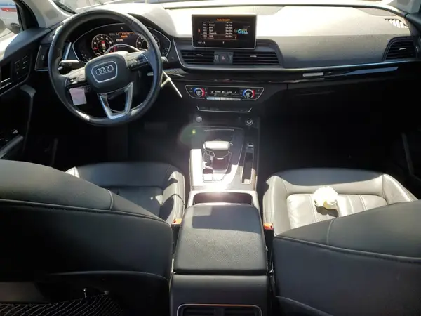 WA1CNAFY7J2235559 2018 AUDI Q5 - Image 8